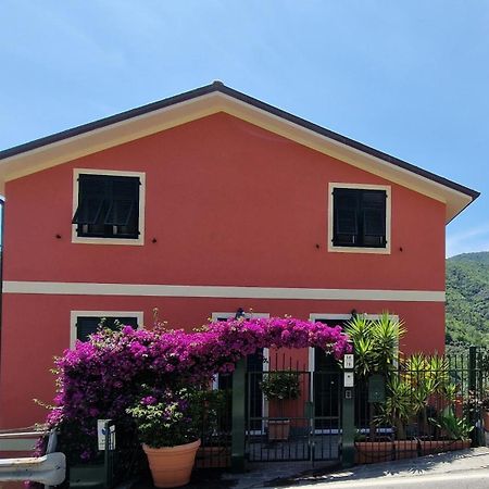Villa Delle Rose Кьявари Экстерьер фото