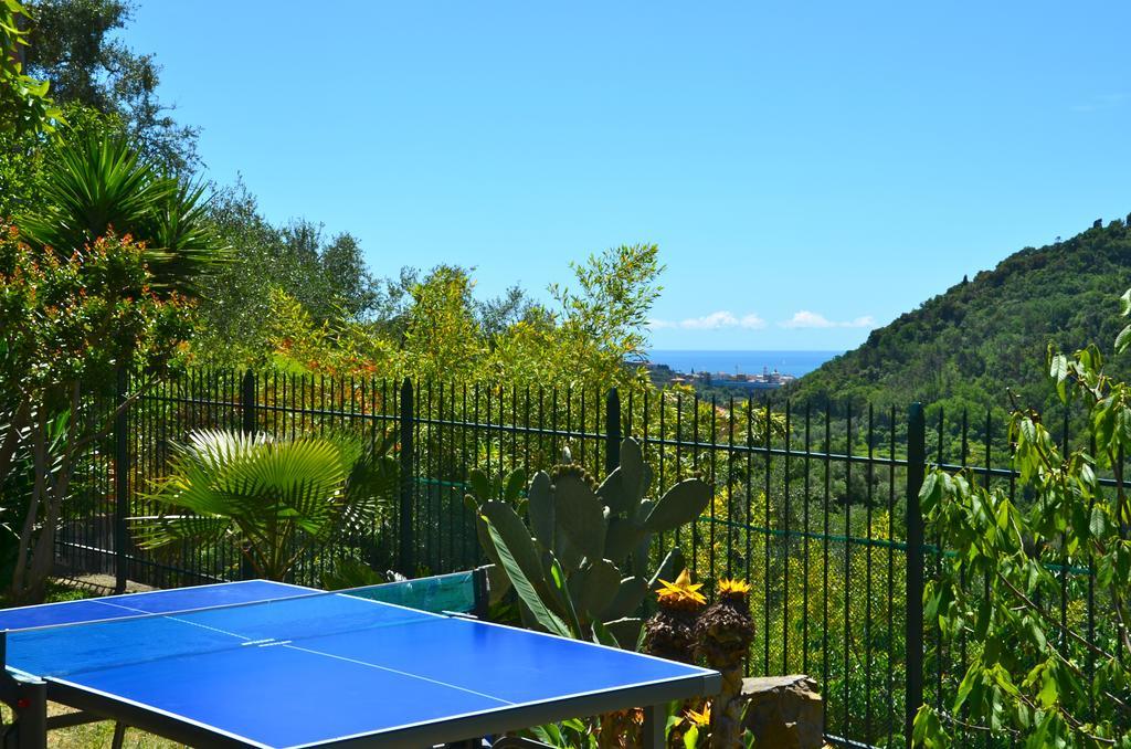 Villa Delle Rose Кьявари Экстерьер фото